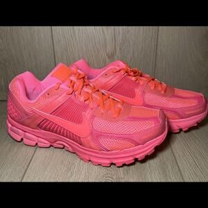 Nike Zoom Vomero 5 Hot Punch Mens Size 10 Women’s 11.5 HF5493-600 Pink Shoes New